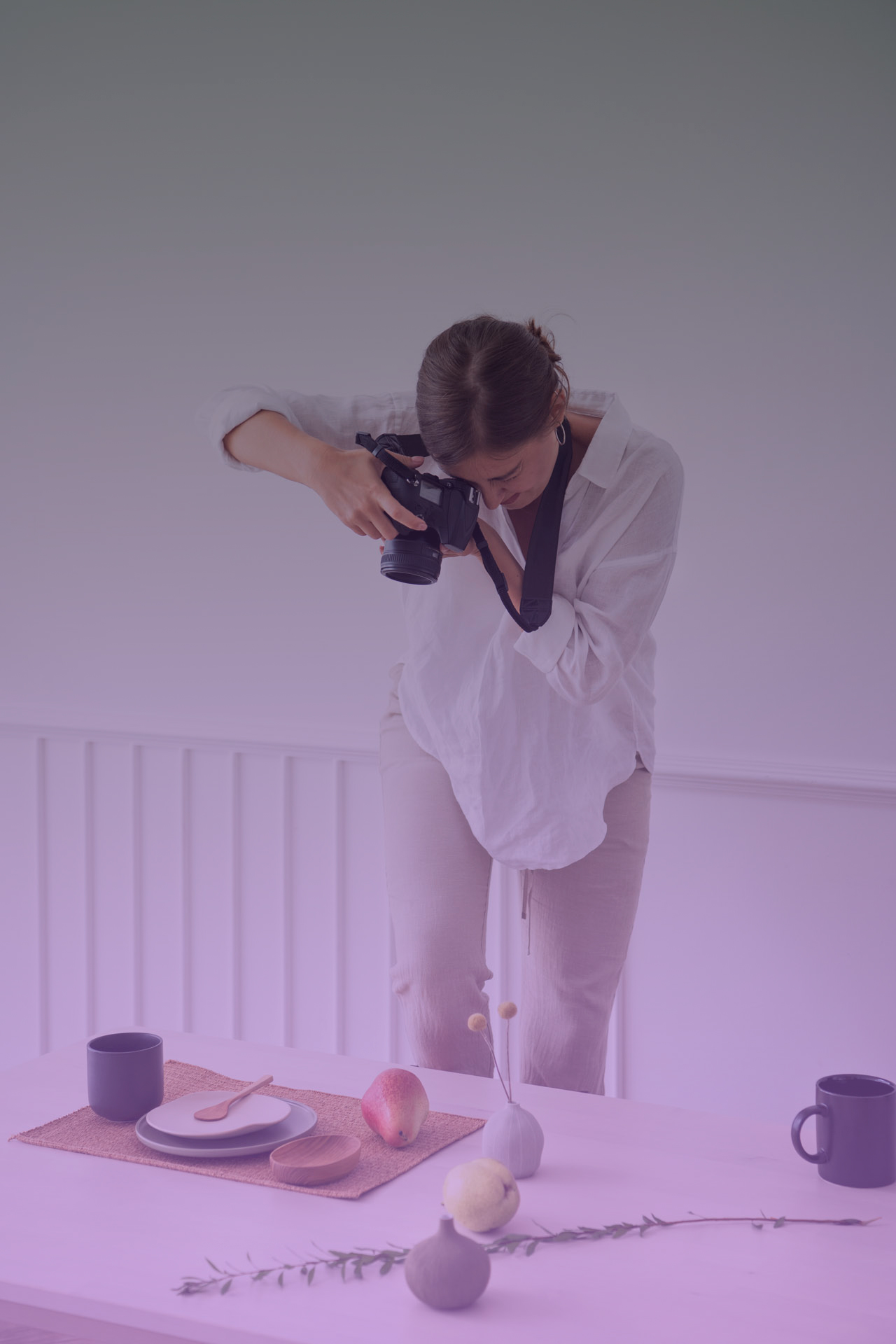 All Time Hospitality Corfu φωτογραφία blogger που φωτογραφίζει το τραπέζι με πρωϊνό